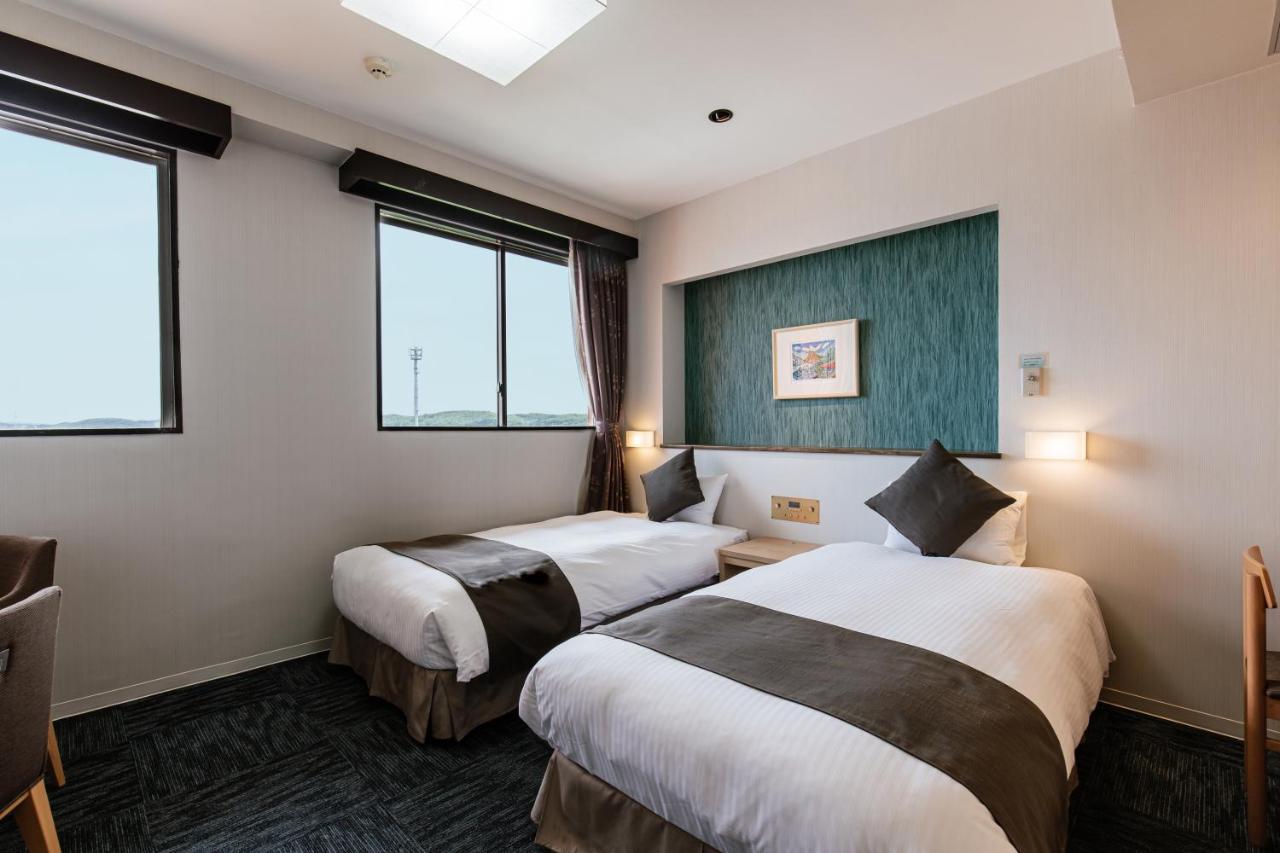 Kamenoi Chitamihama Ryokan 4*